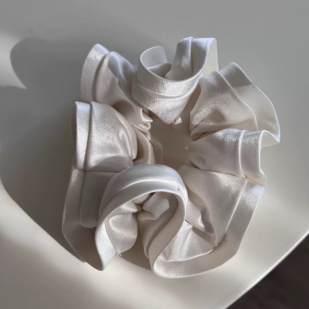 Französischer Satin-Haargummi – 10-Sekunden-Dutt-Bindung – IGB027