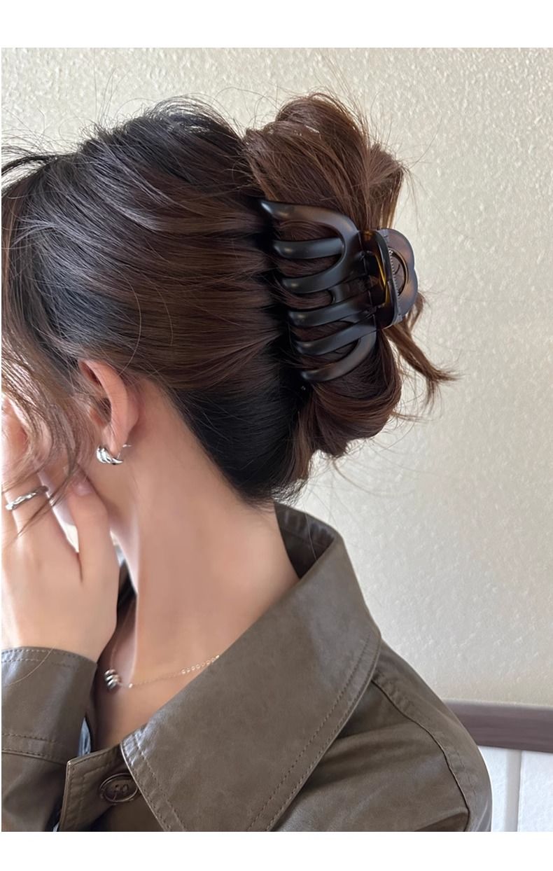 Large Matte Hair Claw Clip - Strong Hold Jaw Clip for Thick Hair - IGB009