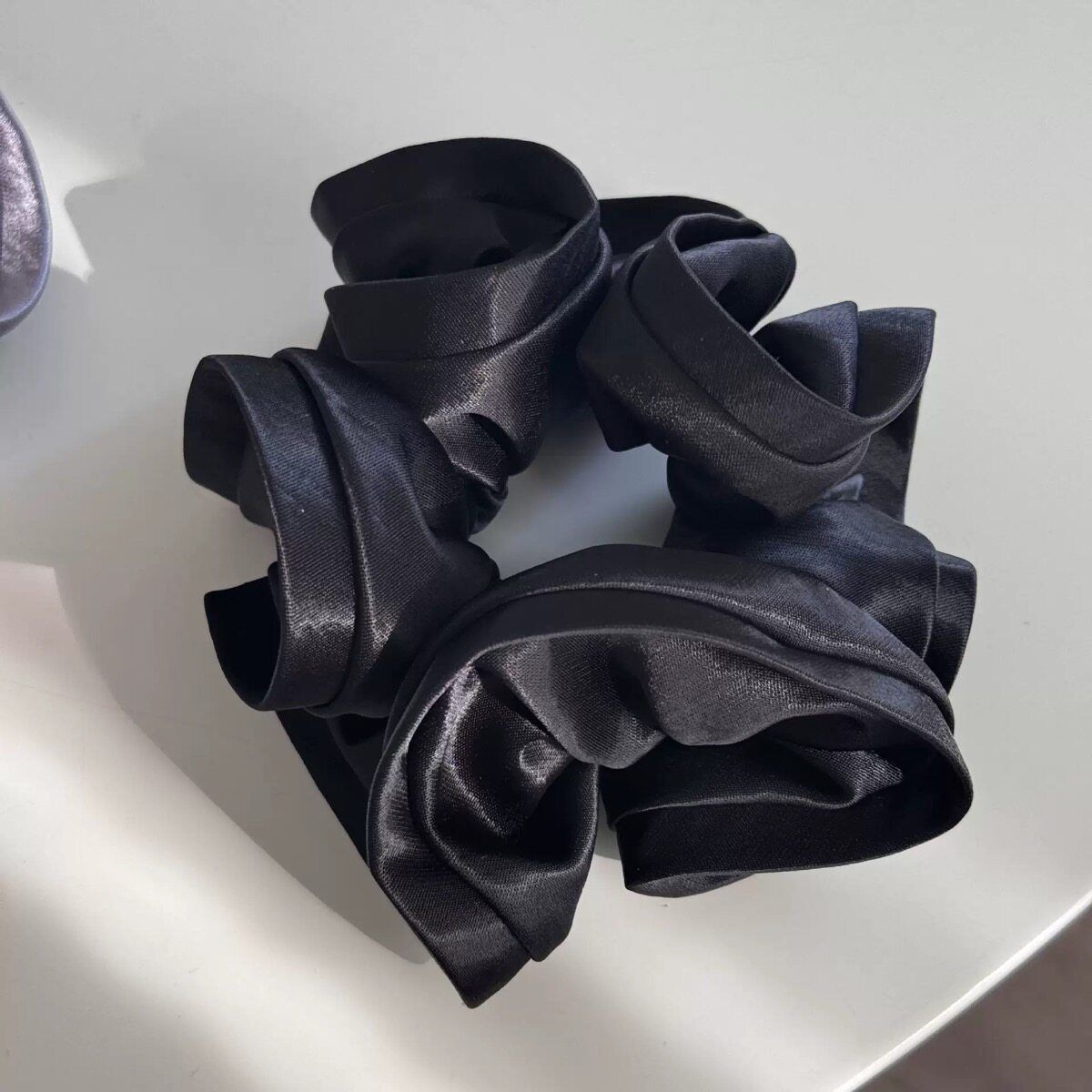 Französischer Satin-Haargummi – 10-Sekunden-Dutt-Bindung – IGB027