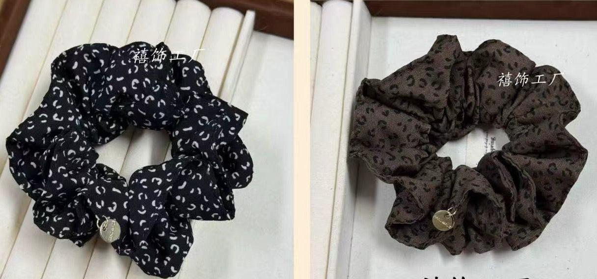 Ruffle Waist Scrunchie – Vintage Hair Tie - IG014