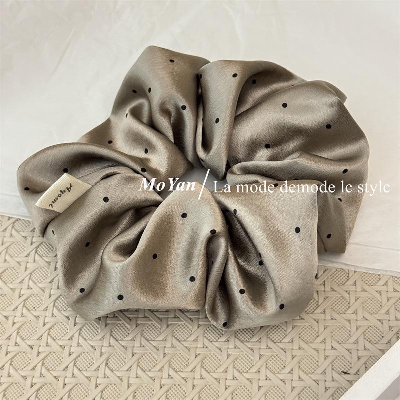 Gepunktetes Scrunchie – Haargummi für hohen Pferdeschwanz – IGB006