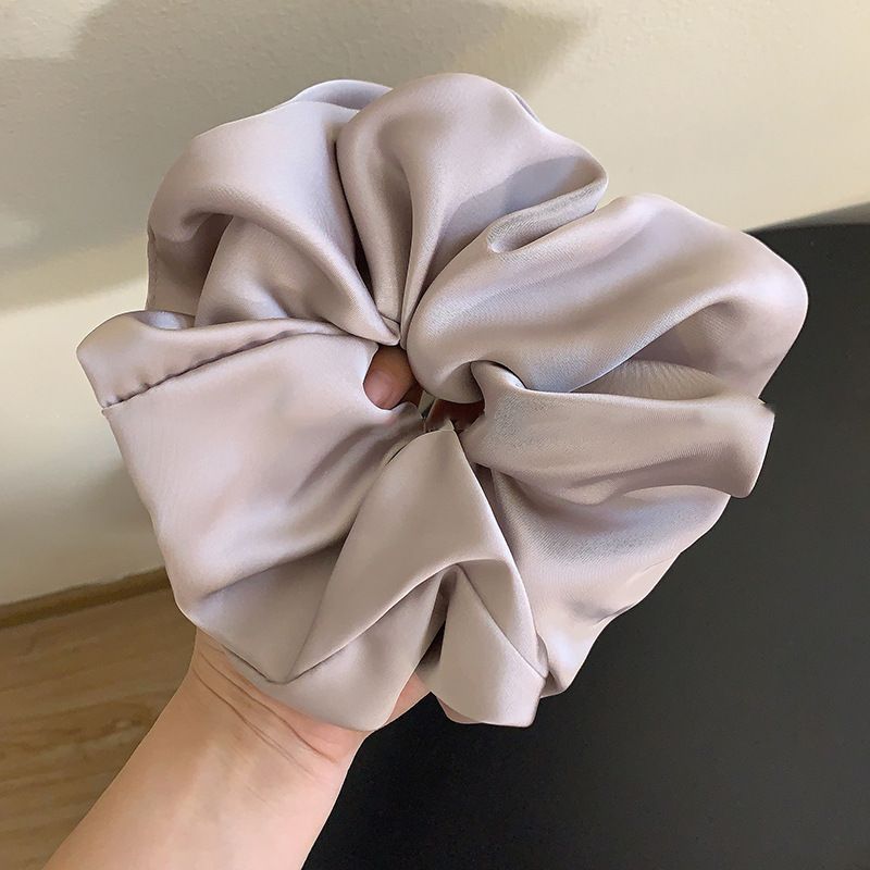 Satin-Scrunchie aus Frankreich – Haargummi mit hoher Elastizität - IGB021