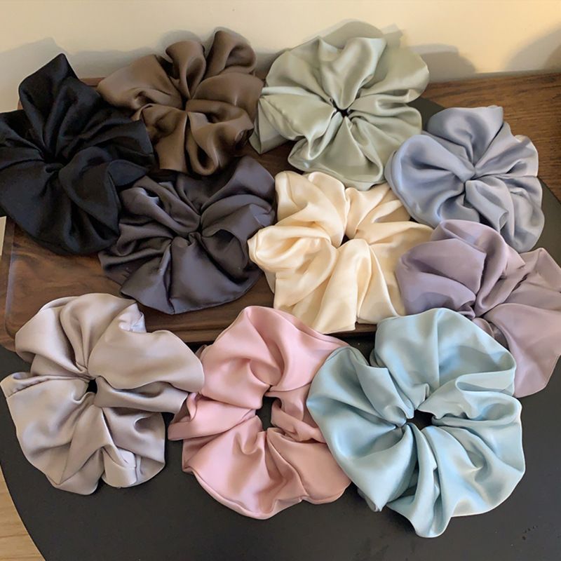 Satin-Scrunchie aus Frankreich – Haargummi mit hoher Elastizität - IGB021