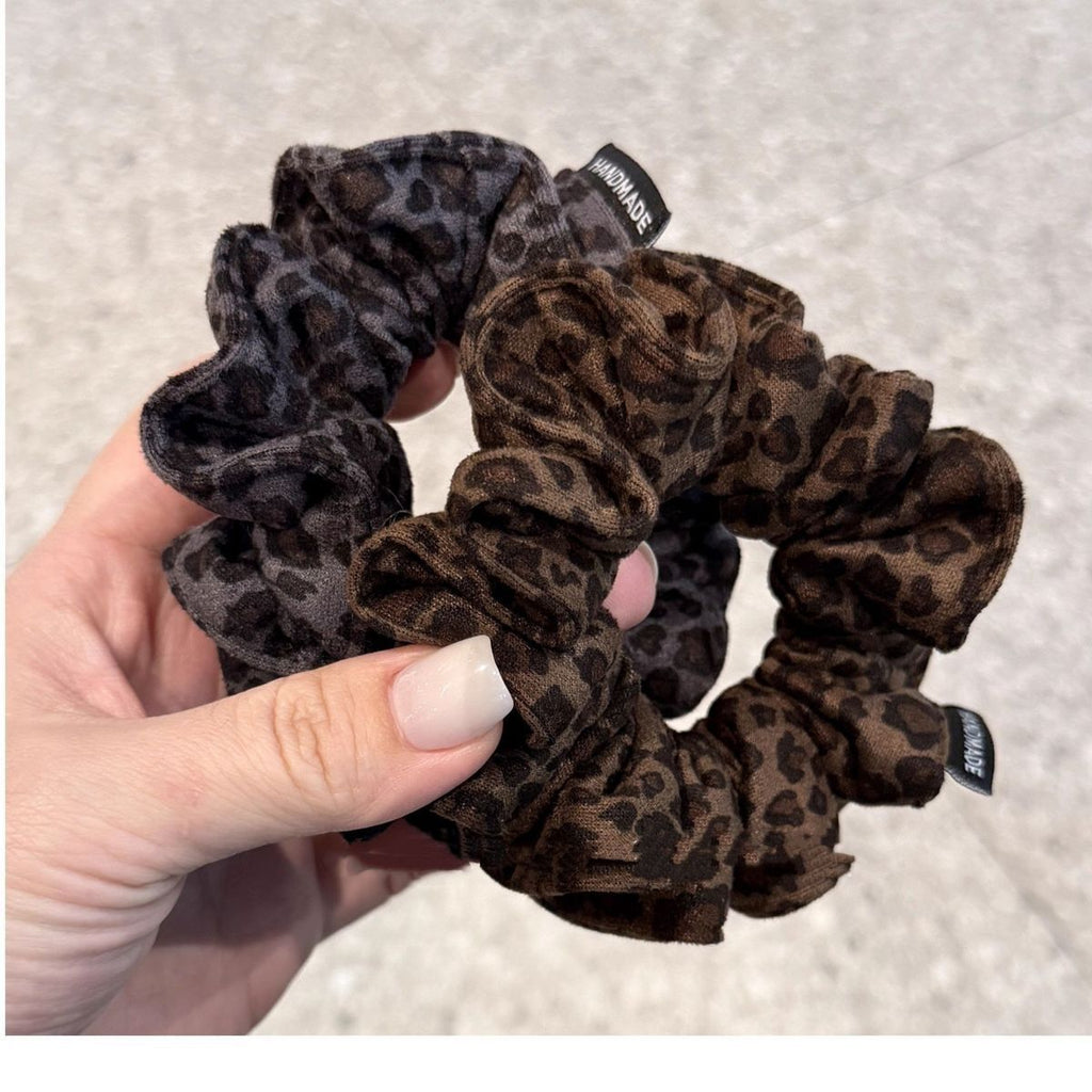Vintage Leopard Scrunchie – High Bun Hair Tie - Video Same Style IG010