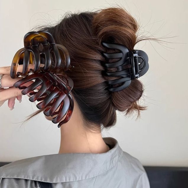 Large Matte Hair Claw Clip - Strong Hold Jaw Clip for Thick Hair - IGB009