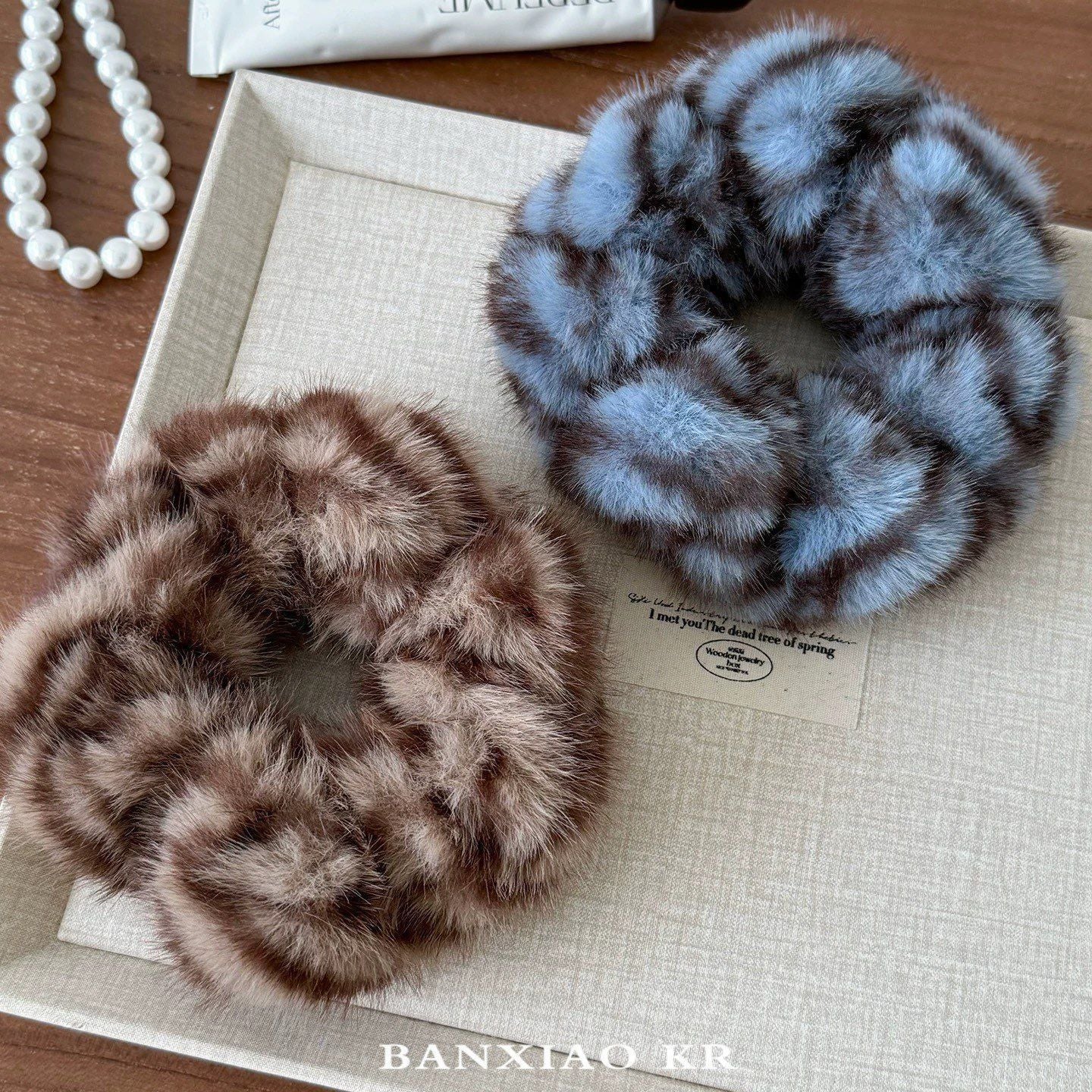 Vintage Leo-Haargummi aus Plüsch – Pferdeschwanz-Haarband für Herbst/Winter – IG034