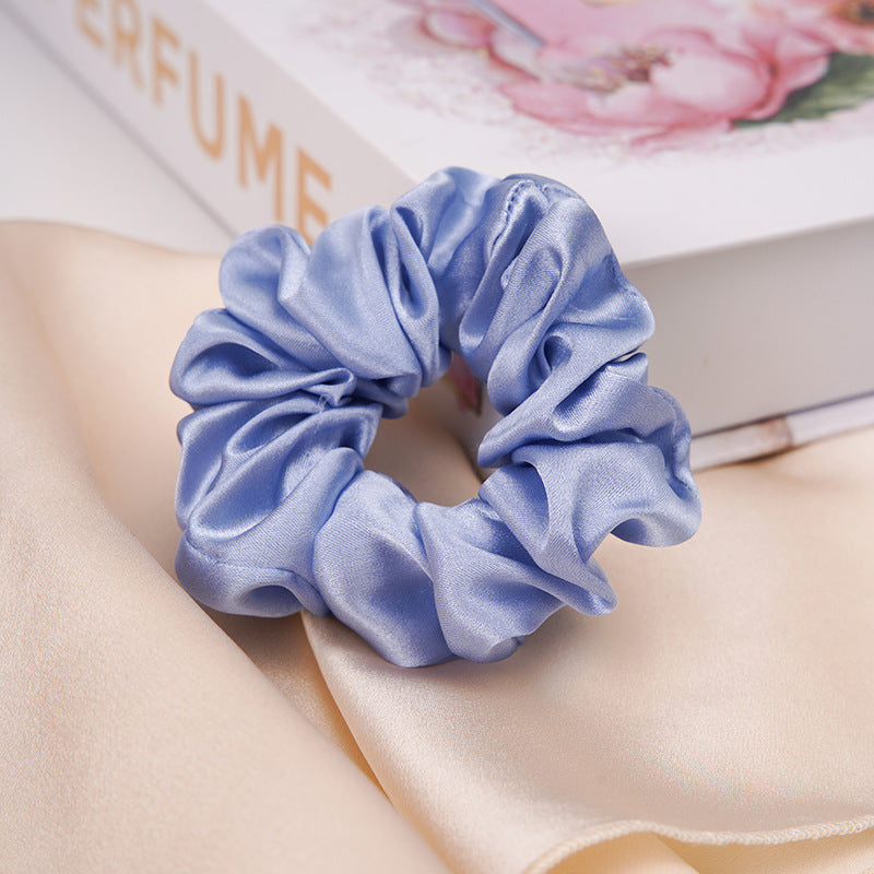 A lilac 100% silk scrunchie-15