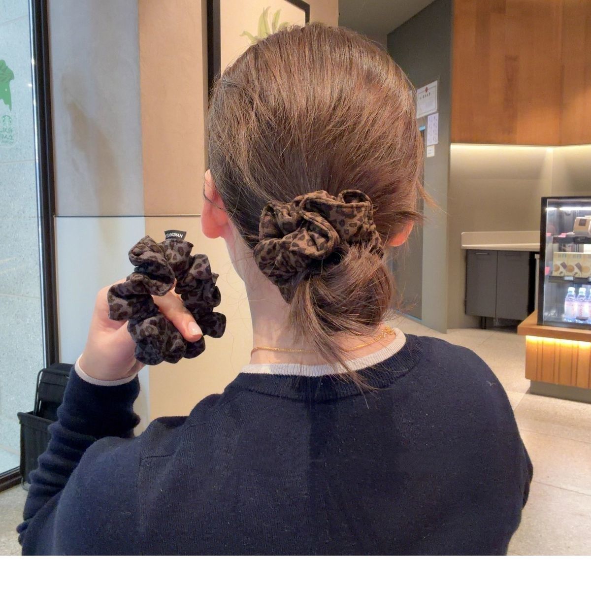 Vintage Leoparden Scrunchie – Hoher Dutt Haargummi – Video Gleicher Stil IG010