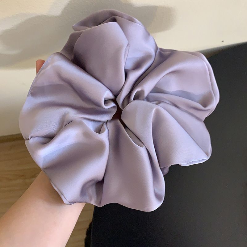 Satin-Scrunchie aus Frankreich – Haargummi mit hoher Elastizität - IGB021